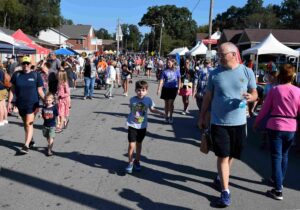 Madison Street Festival draws record crowd in showcase of city’s community spirit