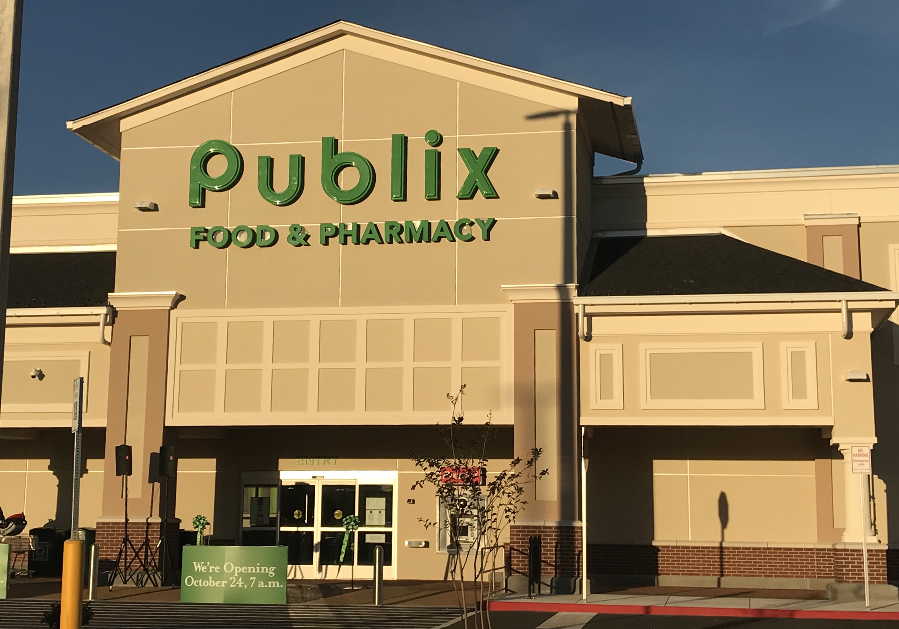 New Publix holds grand opening on Hughes Road The Madison Record