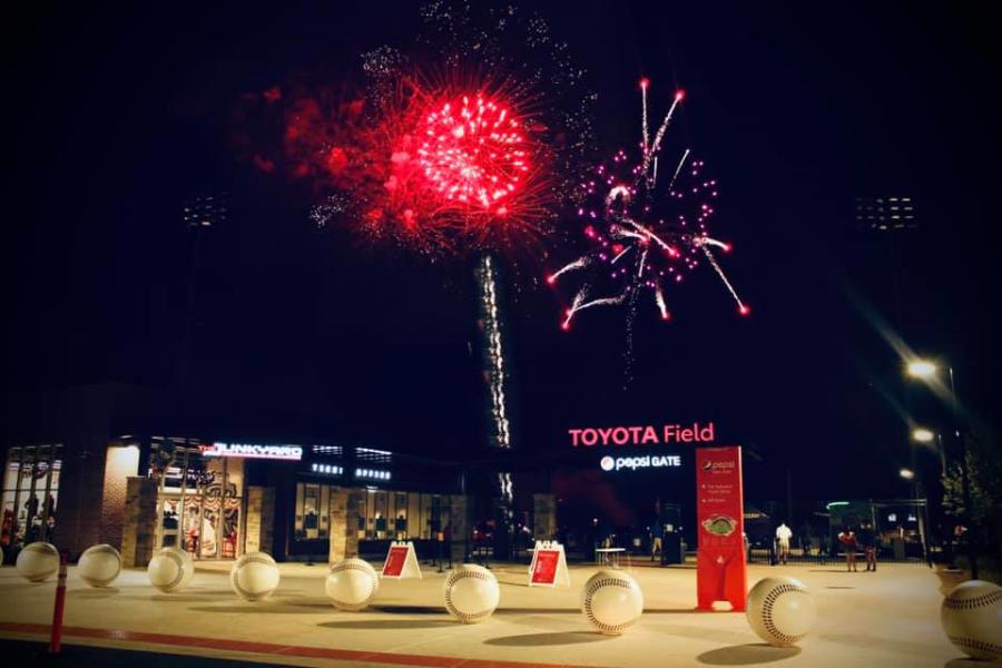 Bride Pulls Off Surprise Wedding at Rocket City Trash Pandas Stadium – All  Things Madison