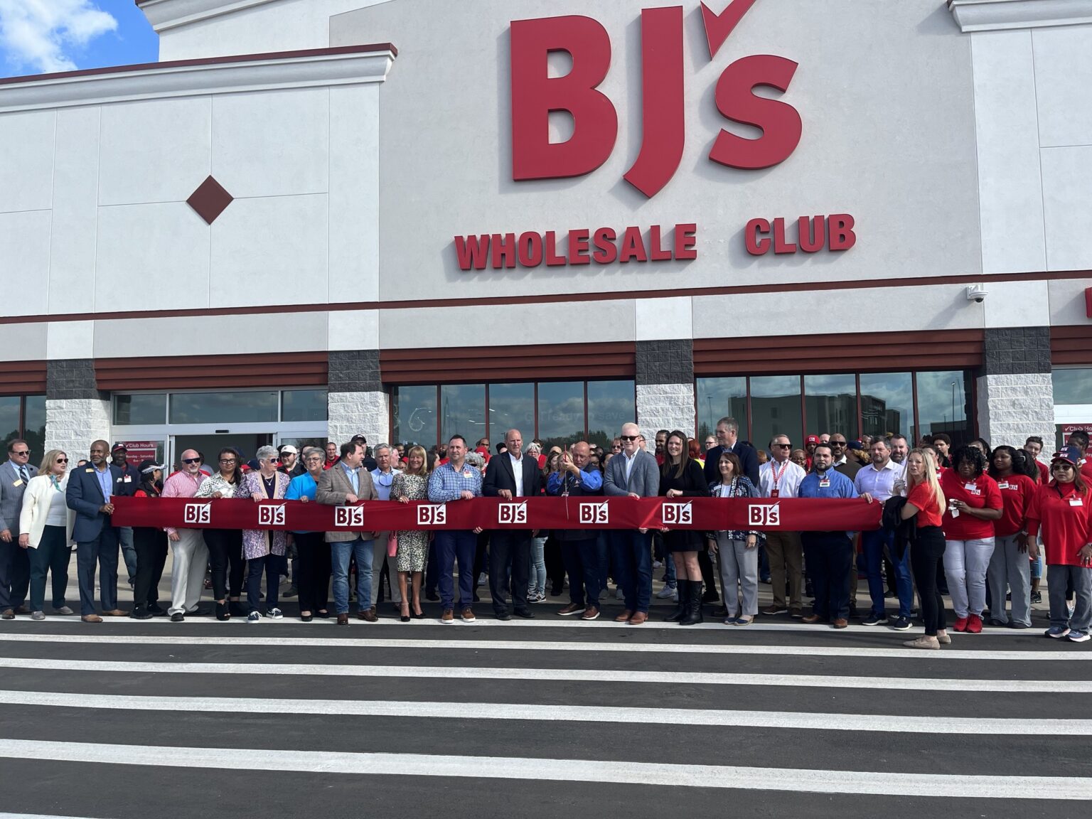 BJ’s Wholesale Club opens Friday in Town Madison The Madison Record